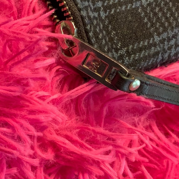 Marc Jacobs Black and blue plaid wristlet purse - Picture 3 of 5